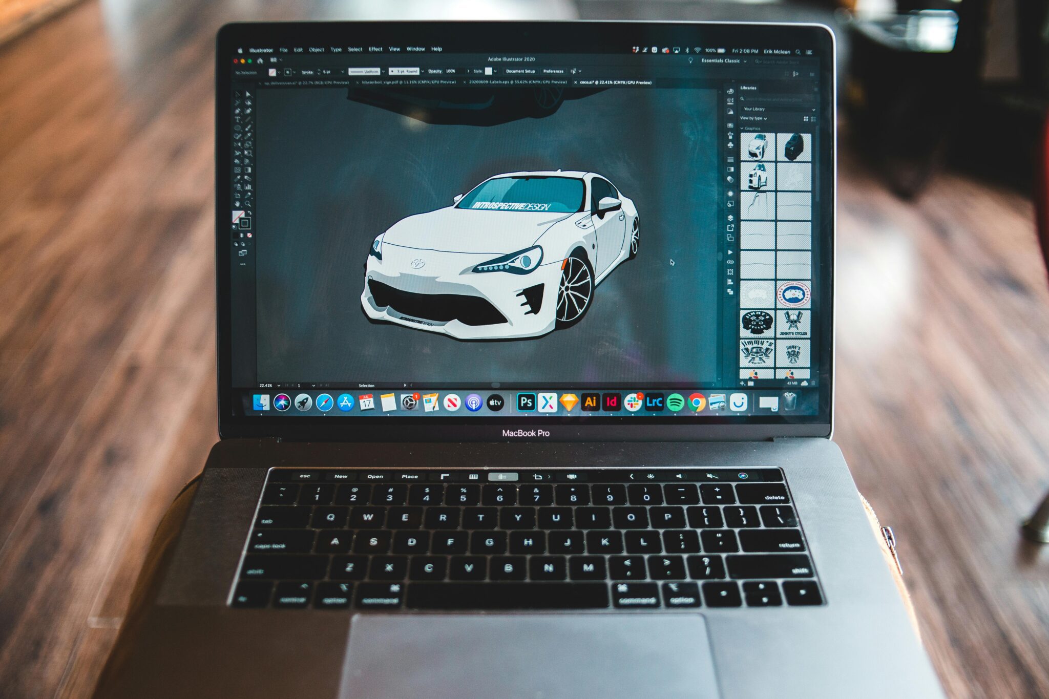 Best Graphic Design Software for Beginners - The Creatinest